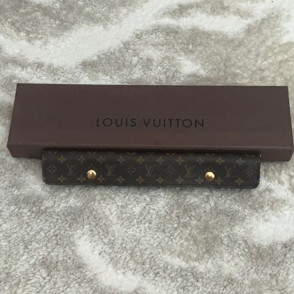Ultra Rare Auth LOUIS VUITTON Monogram Bracelet/NecklaceJewelry Trunk Keeper - Picture 8 of 8